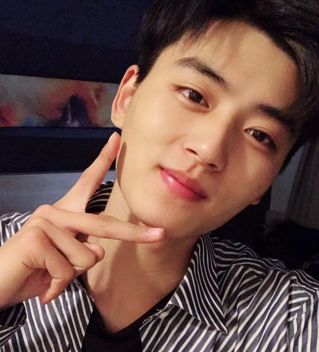 帅哥∣干净利落的小哥哥，你笑起来好像我下一任男朋友啊！－－徐广政 - 51虹马