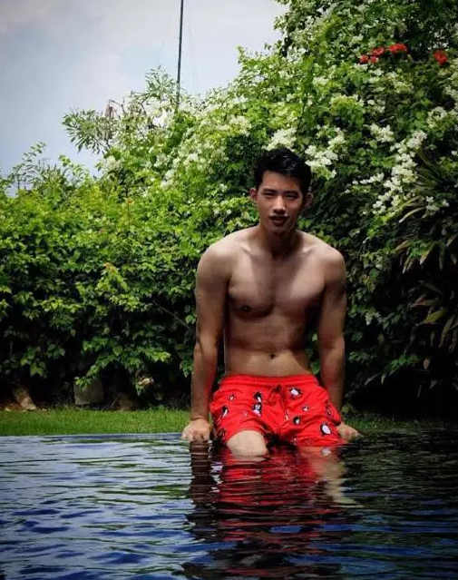 过气好男儿被扒是gay，成名前是会所鸭？ - 51虹马