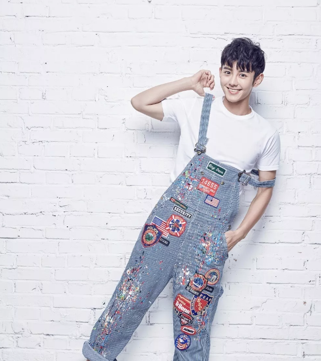 帅哥∣治愈“萌”系的视频原来是这个样子的，阳光笑颜小哥哥帅的出水！－－蓝博 - 51虹马