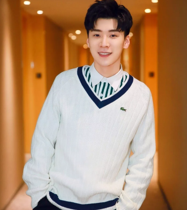 帅哥∣八块腹肌完美侧颜的全能小王子,与你相遇不可抗力!--王博文 - 51虹马 帅哥∣八块腹肌完美侧颜的全能小王子,与你相遇不可抗力!--王博文 - 51虹马