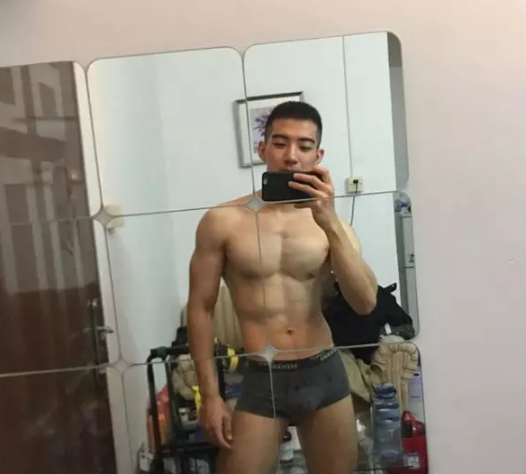 静天资撕逼JJB，名媛塑料情在Instagram一点情面都不留？！ - 51虹马