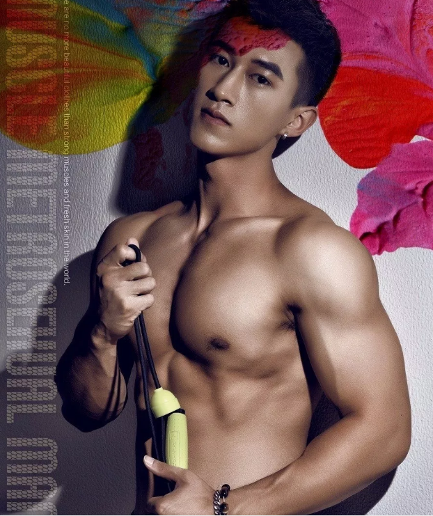 看点∣帅气小兵哥退役后当男模,健硕肌肉身材网友高呼“胸肌要炸了”! - 51虹马 看点∣帅气小兵哥退役后当男模,健硕肌肉身材网友高呼“胸肌要炸了”! - 51虹马