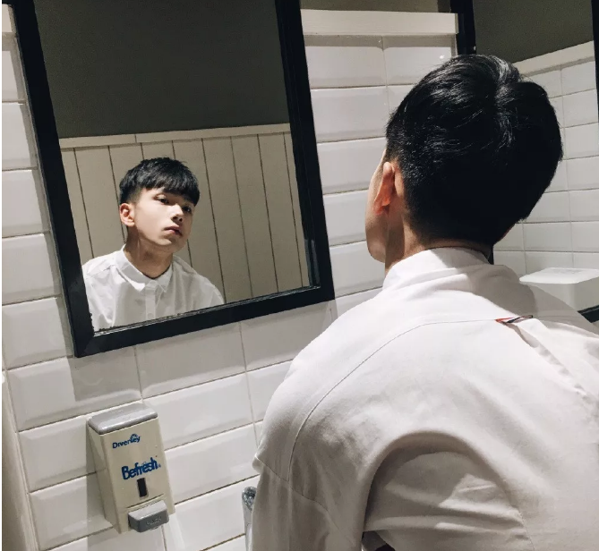 帅哥∣阳光恬静型的清新少年，你的宠物系男友已上线！－－余承恩 - 51虹马