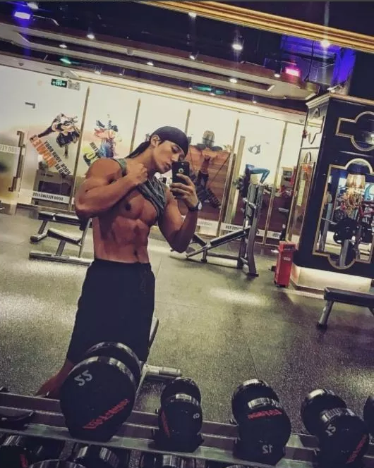 抖音长腿直男？哪来那么多直男！！！ - 51虹马