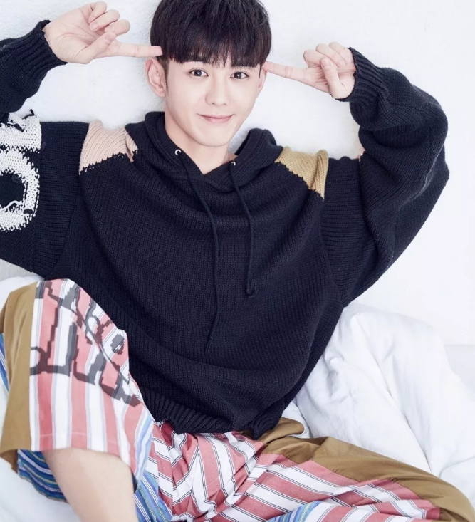 帅哥∣治愈“萌”系的视频原来是这个样子的，阳光笑颜小哥哥帅的出水！－－蓝博 - 51虹马