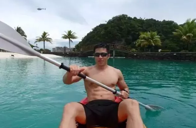 42寸胸肌豆花鲜肉加入男团晒肌，原来他还有这么多羞羞帅照！！ - 51虹马