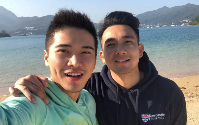 胸比Alex还大！这位国产Gogoboy脱了 - 51虹马