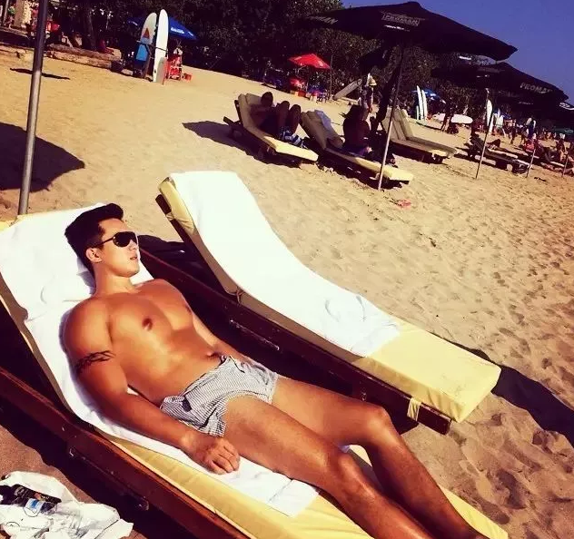 看点∣189.C.M.筋Rou男神颜高腿长还会抖！体育生吸睛的不止有身材…… - 51虹马