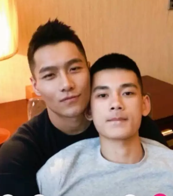 超养眼的gay夫夫 圈里那些令人羡慕的爱情！ - 51虹马