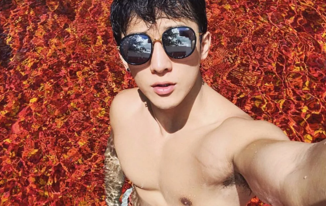 看点∣189.C.M.筋Rou男神颜高腿长还会抖！体育生吸睛的不止有身材…… - 51虹马