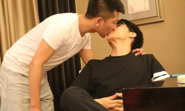 超养眼的gay夫夫 圈里那些令人羡慕的爱情！ - 51虹马