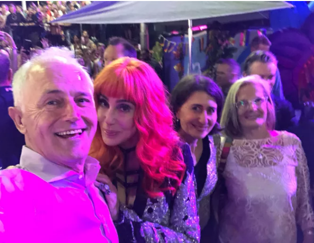 知名gay男优去世，苹果广告聚焦同志婚礼，腐国男人的丁丁越来越长了… - 51虹马