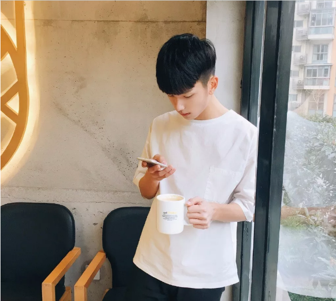 帅哥∣阳光恬静型的清新少年，你的宠物系男友已上线！－－余承恩 - 51虹马