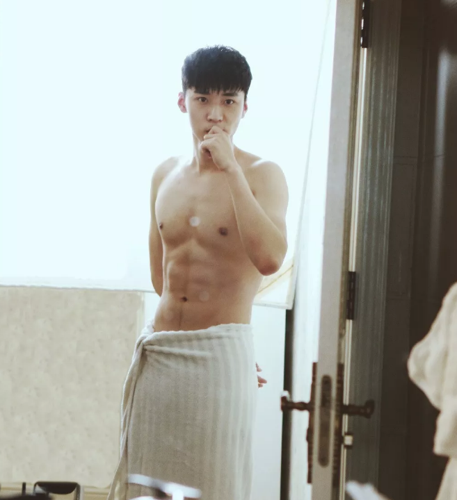 帅哥∣八块腹肌完美侧颜的全能小王子,与你相遇不可抗力!--王博文 - 51虹马 帅哥∣八块腹肌完美侧颜的全能小王子,与你相遇不可抗力!--王博文 - 51虹马