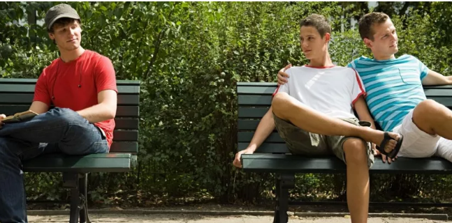 调查显示超过一半gay曾偷吃！《以你的名字呼唤我》将在北京上映？ - 51虹马