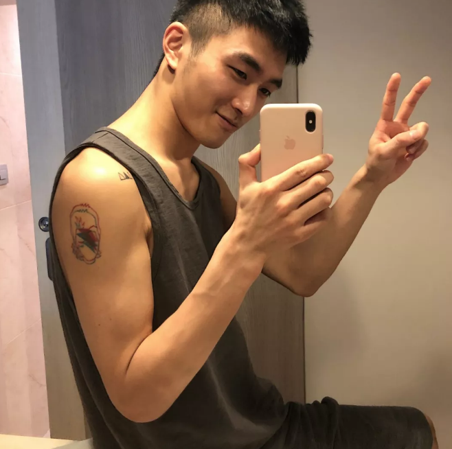 男生选美大赛：他竟然战胜了魔都一姐张弦 - 51虹马