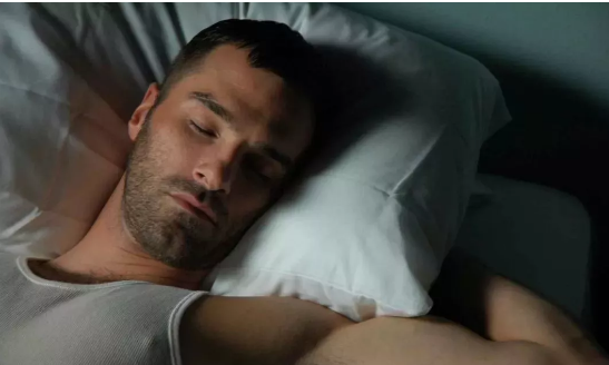 美国高评分同性电影胡子型男，剧情新颖 - 51虹马