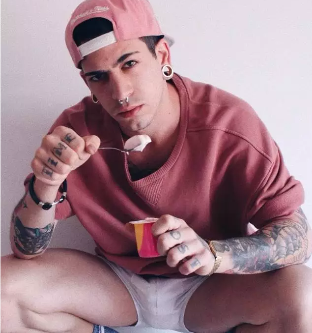 你最反感的gay圈内行为是什么? - 51虹马 你最反感的gay圈内行为是什么? - 51虹马