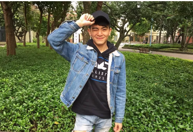 看点∣“小奶狗”的颜，“小狼犬”的身材，被八块小腹肌的小鲜肉秒杀！ - 51虹马