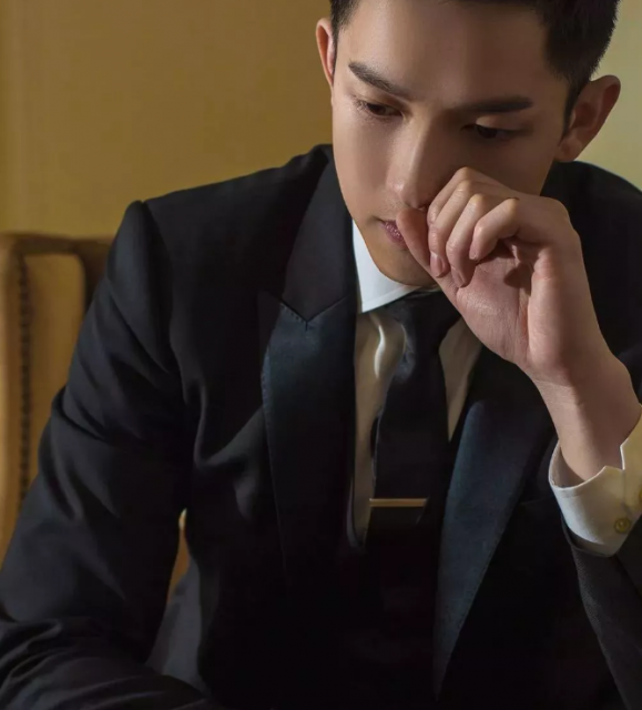 新郎堪比极品鲜肉明星，因太帅火爆网络！结果他素颜是这样的 - 51虹马