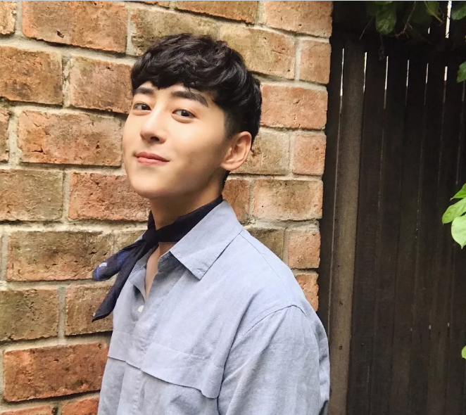 帅哥∣阳光帅气长腿欧巴竟是山东汉纸，瞬间好想撩他一下！－－孙悉珹 - 51虹马