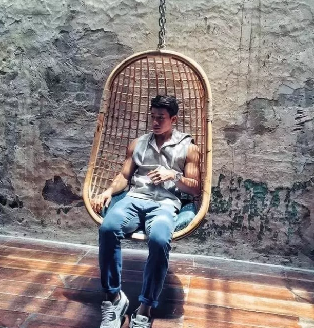 来自马来西亚的大D猛男，身材好到令人发狂！ - 51虹马