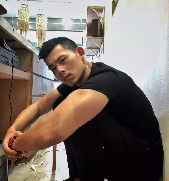 看点∣寸头大胸肌，曾经的直男肌肉体育生成网红，这股男人味让网友沸腾了！ - 51虹马