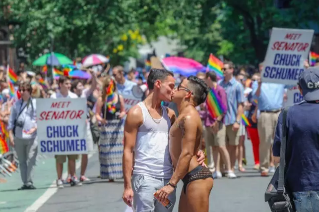 多伦多彩虹狂欢节 好想参加一次惹！ - 51虹马