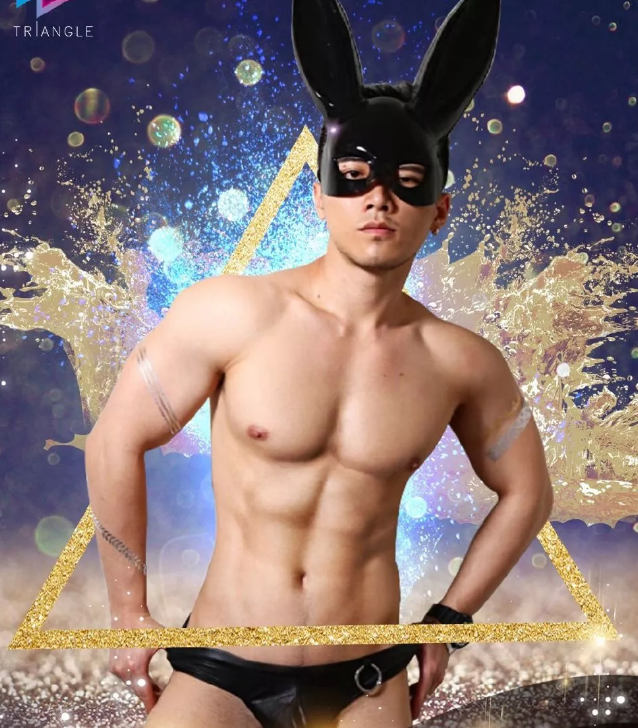 胸比Alex还大！这位国产Gogoboy脱了 - 51虹马