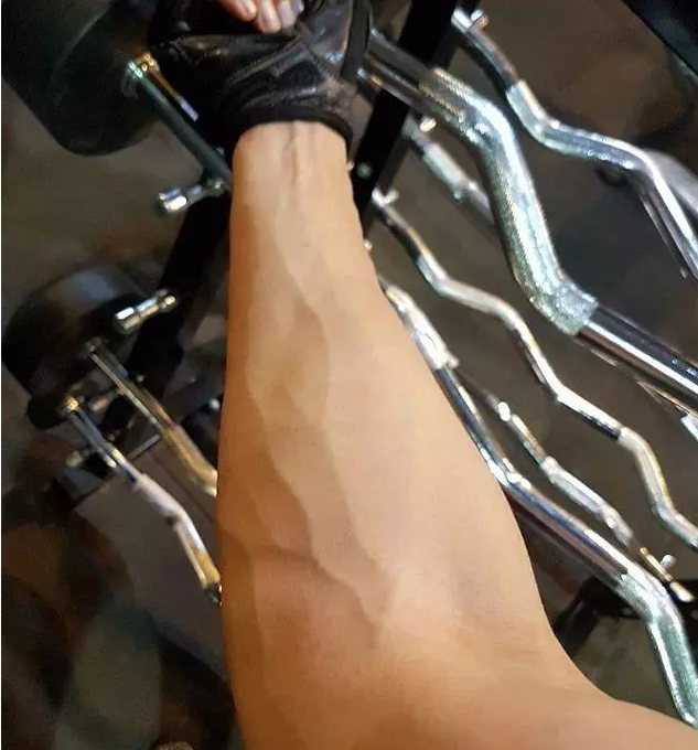 泰国帅气小兵哥，每天晒照曝健身秘籍！ - 51虹马