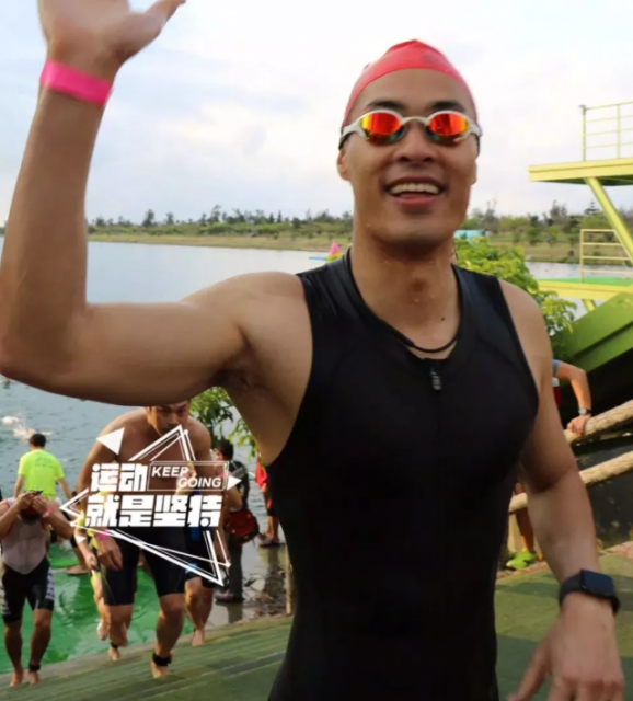 杨祐宁上演极致诱惑，看过他的gay片吗？网友秒变盯裆喵 - 51虹马