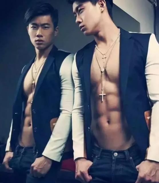 来自马来西亚的大D猛男，身材好到令人发狂！ - 51虹马