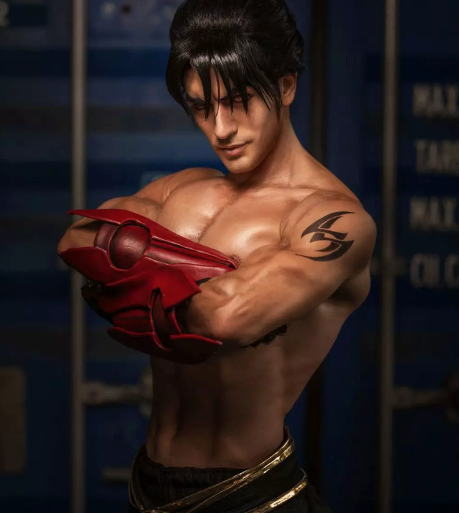 这位男模coser不得了，帅炸天说的就是他 - 51虹马