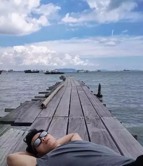 来自马来西亚的大D猛男，身材好到令人发狂！ - 51虹马