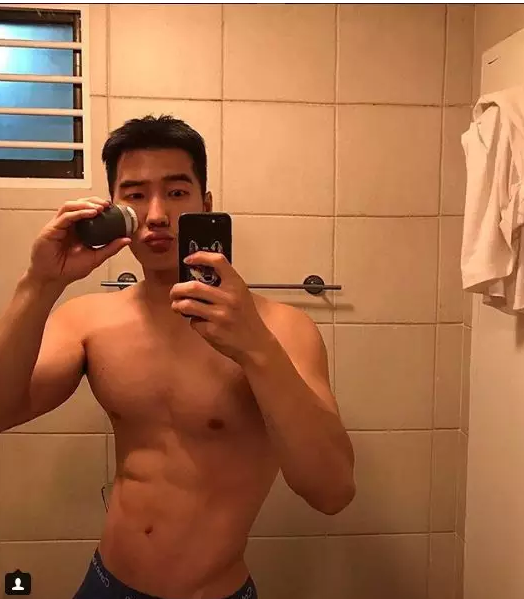 因为太小撑不起内裤而走红！这张脸我愿意帮塞几双袜子… - 51虹马