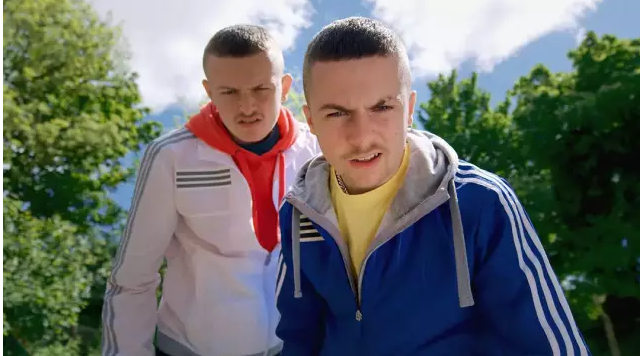 豆瓣9.2，这出「爱尔兰社会摇」把我看嗨了！ - 51虹马