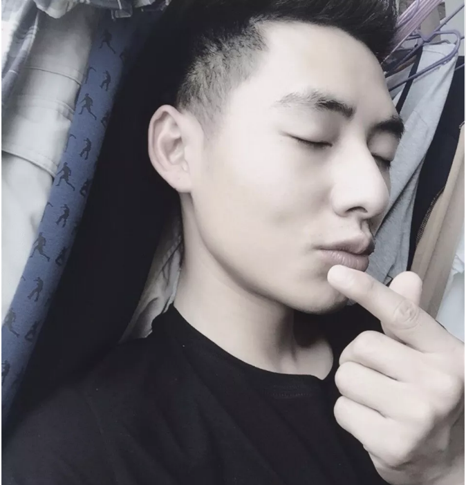 看点∣机务小哥长太帅,爆红网络被处分了!厦航那些因为“帅”而爆红的空少们！ - 51虹马