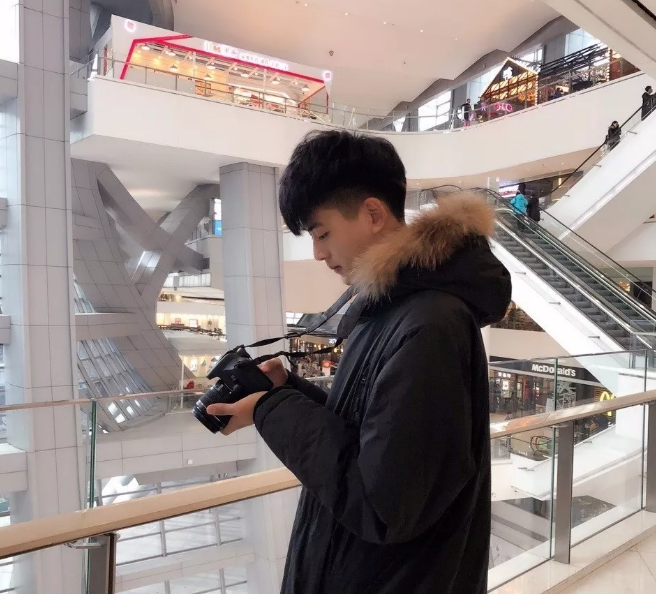 帅哥∣干净利落的小哥哥，你笑起来好像我下一任男朋友啊！－－徐广政 - 51虹马