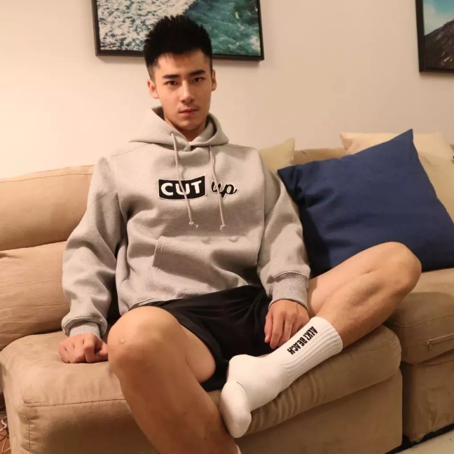 借彭于晏炒作,名媛桥诘圣收到工作室律师函? - 51虹马 借彭于晏炒作,名媛桥诘圣收到工作室律师函? - 51虹马