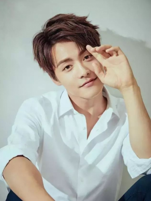 2018最新男士流行发型 潮男时尚发型图片-51虹马