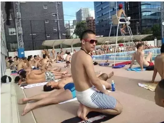日本gay密度最高的游泳池，女性在这里可以放心游泳-51虹马