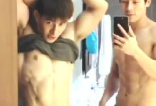 筋肉男模之间的斗争：一言不合就脱衣比身材！-51虹马