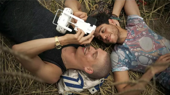 肌肉帅哥X冲浪水手《好朋友》今日推荐2018又一部青春偶像同志耽美剧-51虹马