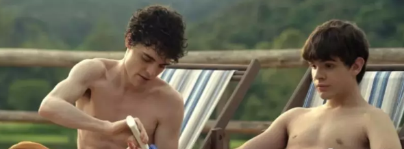 2部欧美同性电影：深柜明星的录像带被泄露 - 51虹马