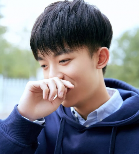 帅哥∣青春里谁还没个清爽干净的学长，为他的彪悍和暖心所迷恋！－－李明德-51虹马