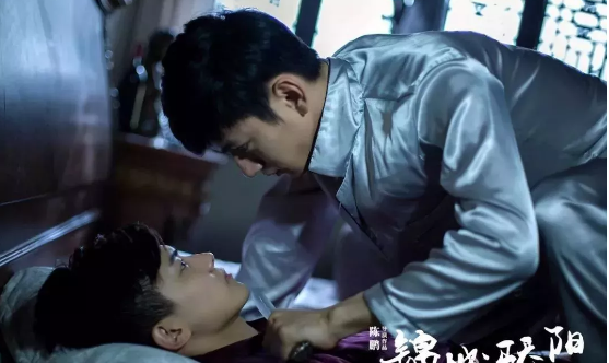 大陆同志电视剧，家道中落的大少爷爱上了海归老同学-51虹马