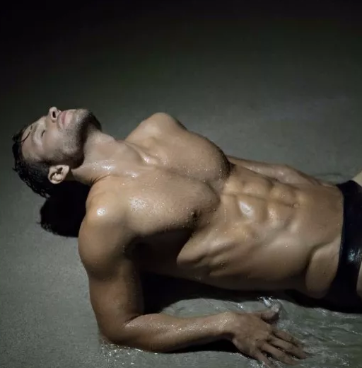 所有打飞机的男性都是gay?香港大学成功研发HIV新药物?-51虹马