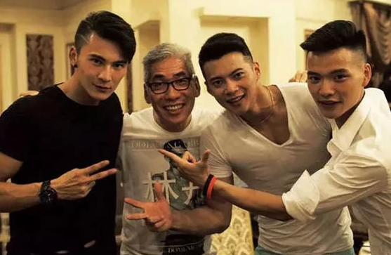 他曾是刘姥姥的亲密健身私教？体育生果然很强 - 51虹马