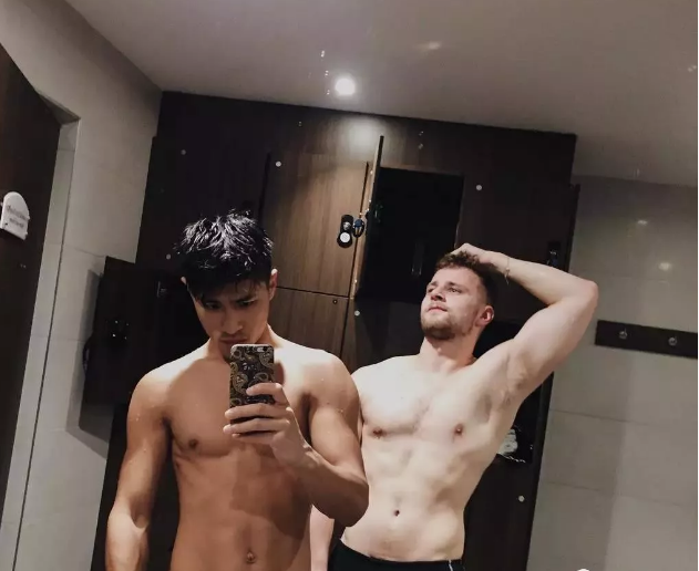 首次登上杂志的亚洲男模，写真曝光被疯传 - 51虹马