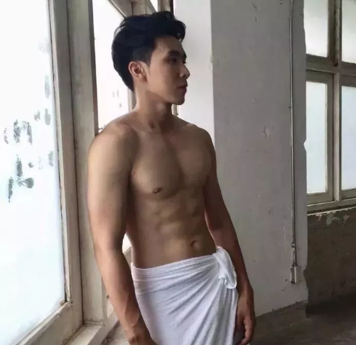 泰国泼水节后，最后火的居然是他？ - 51虹马